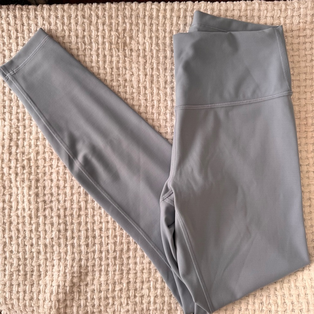 Lululemon 28” Leggings size 10 - Picture 2 of 3